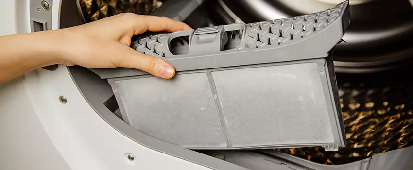 Signs Of A Clogged Dryer Lint Trap in Earn, Pennsylvania
